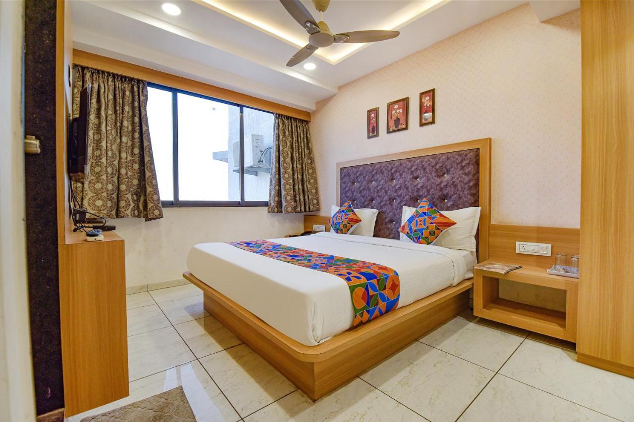 Hotel Legrand.Inn Ahmedabad Exterior photo