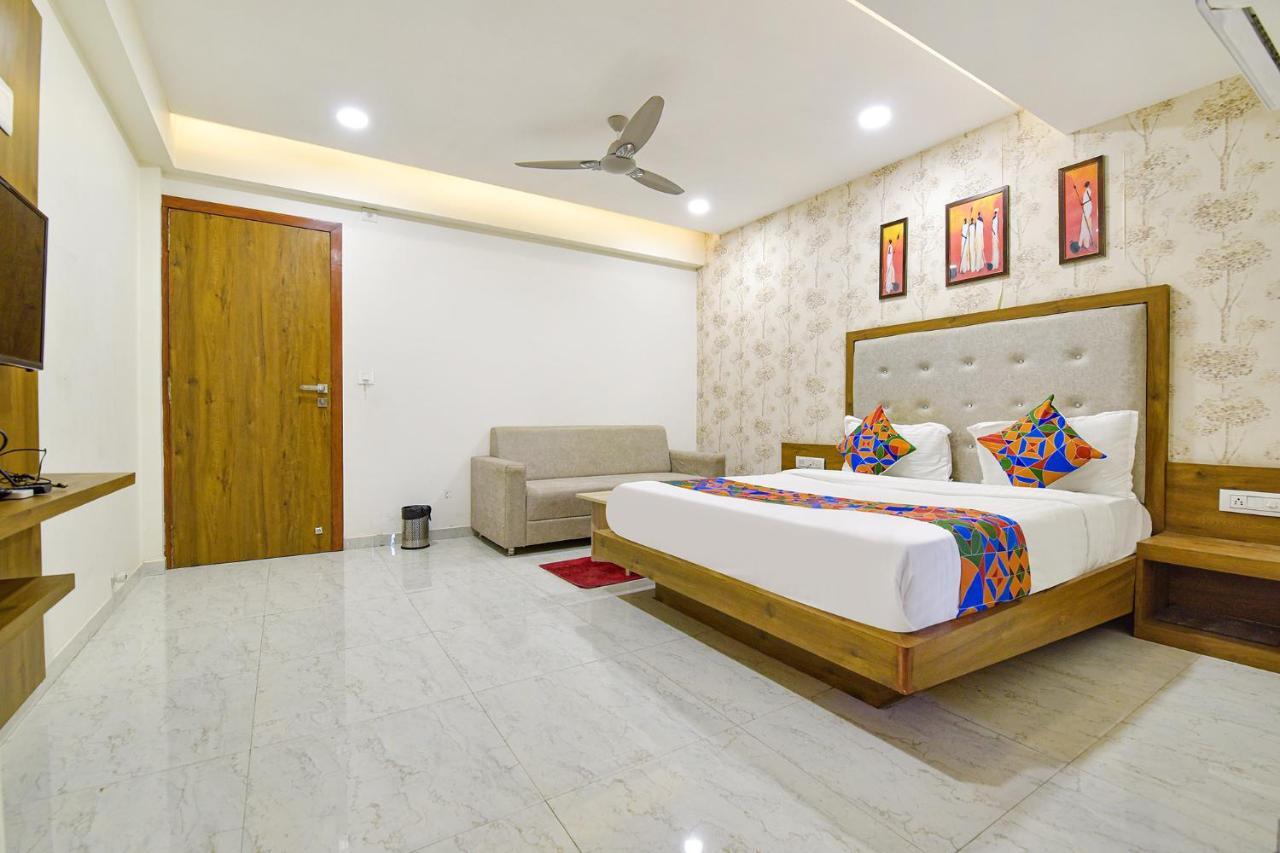 Hotel Legrand.Inn Ahmedabad Exterior photo