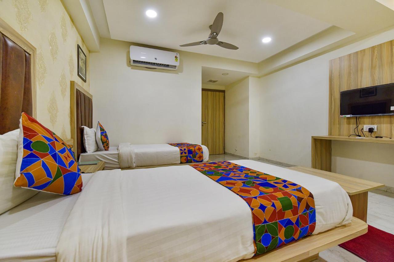 Hotel Legrand.Inn Ahmedabad Exterior photo