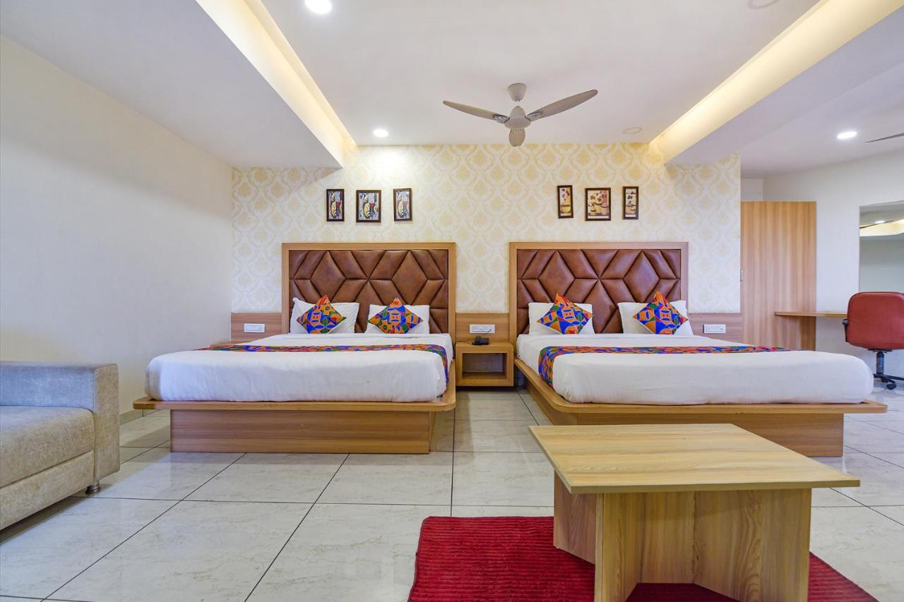 Hotel Legrand.Inn Ahmedabad Exterior photo